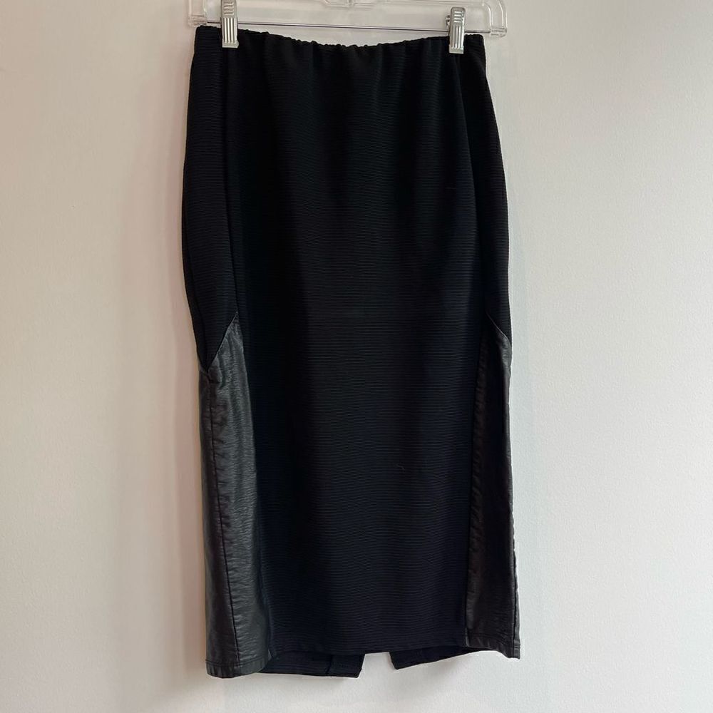 Mossimo Black Stretch Faux Leather Side Panel Midi Pencil Skirt SP